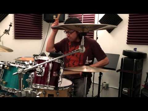 NY-based Japanese drummer Takanori Niida (新井田孝則) Drum Solos Vol.2