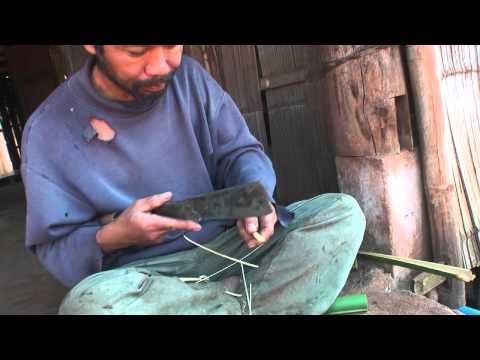 Muang Phaem. Jaka is making a rat trap. Thailand Video