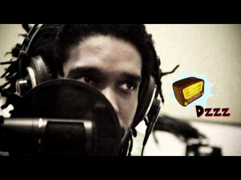 Dzzz 54 - Macaco Bong