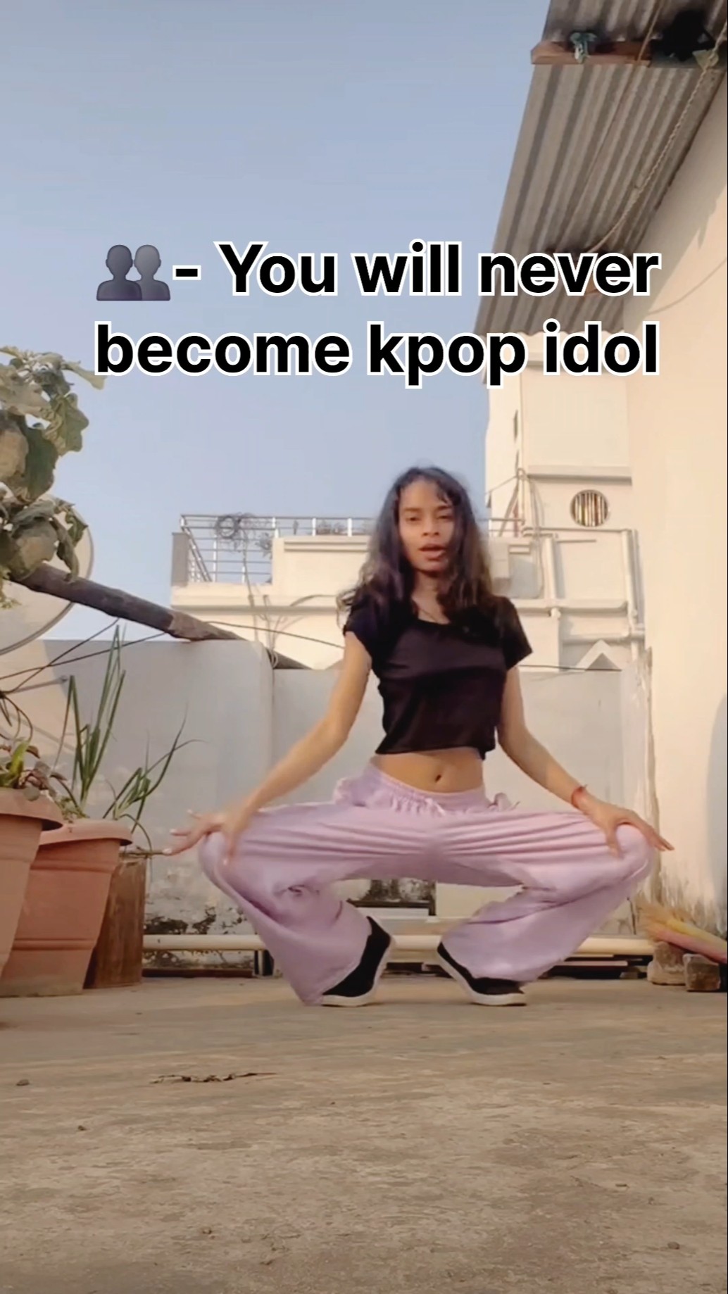 Siapa yang tahu, mungkin aku bisa jadi idola KPOP selanjutnya dari India? 🎤✨