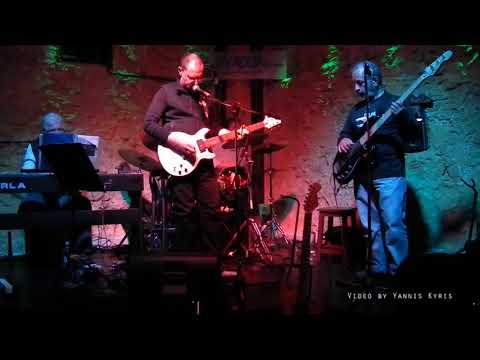 Dimitris Petsetakis playing The Doors