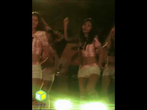 SNSD YURI [100724] fancam Caribbean Bay Mini Concert -SHOW SHOW SHOW