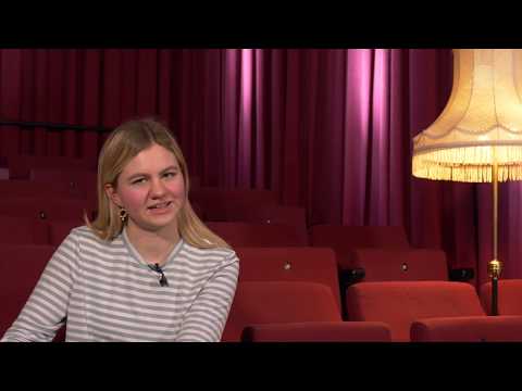 #4.4 Buchempfehlung, Milan Kundera - Die unterträgliche Leichtigkeit des Seins