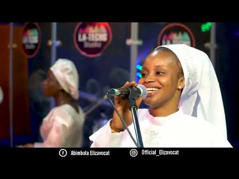 Moment with the Lady Pianist