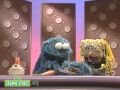 Sesame Street Murphy Brownbag With Cookie And Murphy Brown
