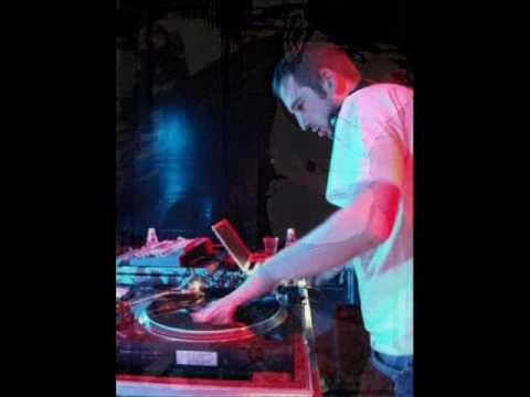 Dj Guze (Dealema) - 1000%