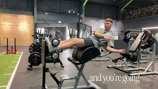 How to do a GHD Russian twist