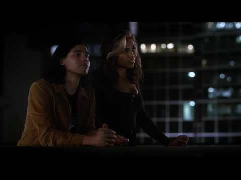 The Flash - The Flash and arrow vs vandal savage