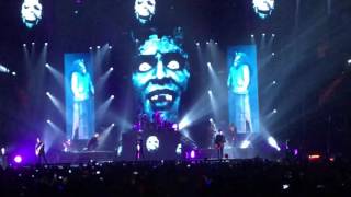 "Emperor's new Clothes" Panic! At The Disco LIVE