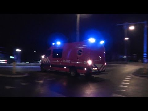 PRIO 1 WO 8012 Voertuig te Water [Middel Waterongeval] Oostdijk NoordBeemster