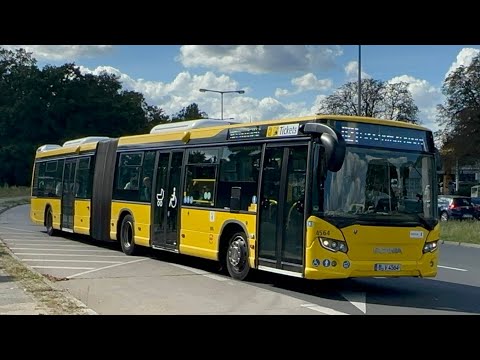 Scania Citywide 4564 ein- und ausfahrt Haltestelle „Julius-Leber-Kaserne“ mit Lichthupe und Hupe