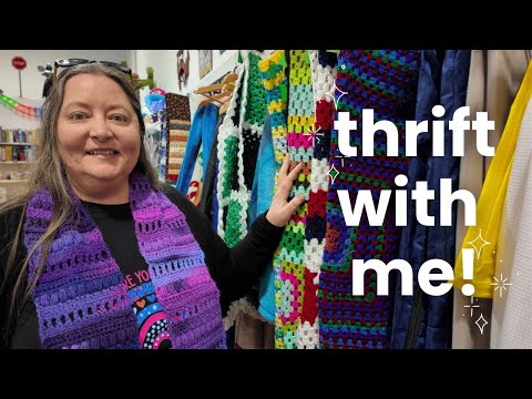 Thrifting for Yarn & Craft Supplies! | Crochet Hooks, Vintage Patterns & Hidden Treasures 🧶💖