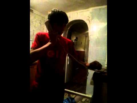 Онгоралы цыпляет девушку