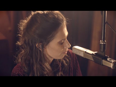 Olivia Trummer Trio "Change of seasons" (Live Session)
