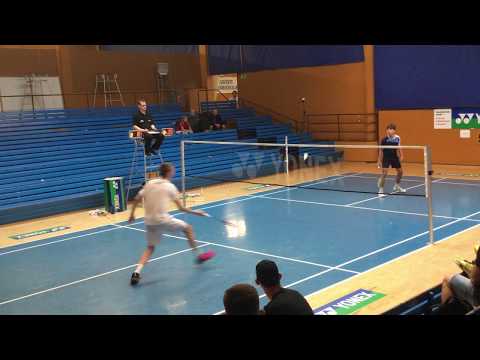 U15 Elite badminton semifinale: Alexander Ringbæk mod Mads Emil Monke del 1