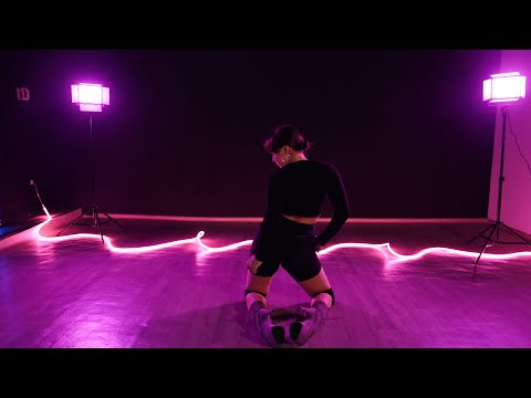 Masha Strip Dance