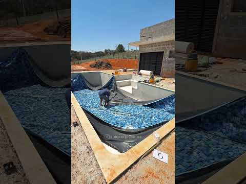Construção de piscina de vinil em Tuiuti - SP
