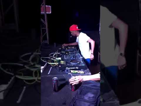 Afro Pupo on the mix