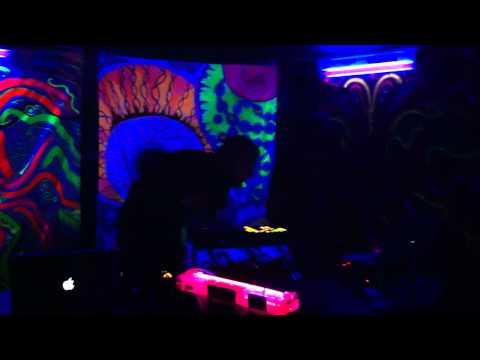 Labyrinthati Live - Oblium vs KensoredStill @ Psychedelic Ritual 06.08.11 #