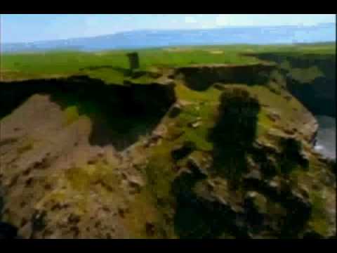 Siúlaigí a Chairde (nó "Wander my Friends") le Bear McCreary- Irish