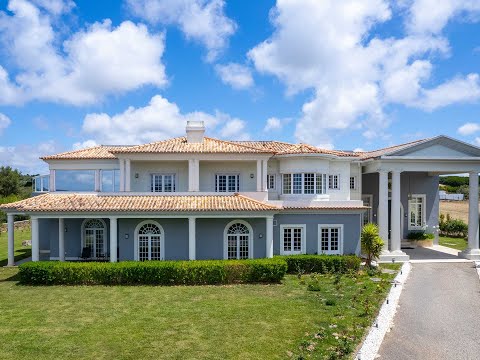 30 Rua Tomadia | Sintra, Portugal - The Agency