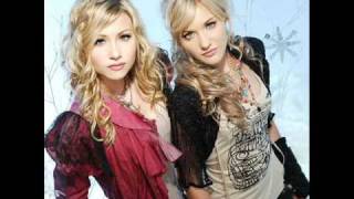 Aly and Aj - Greatest Time of Year - FULL HQ (with lyrics)