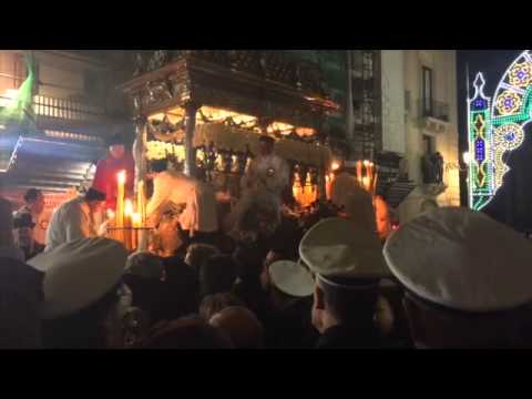 Il Saluto del Sindaco a S. Agata, il mazzo di fiori