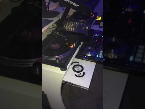 Jamie Lewis & Lisa Millett,  Believe.