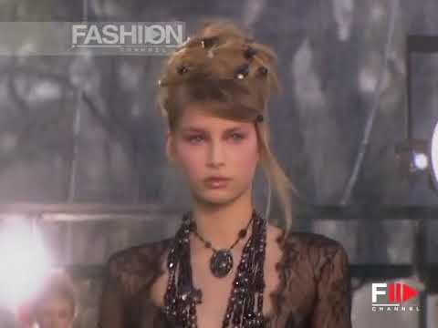 Chanel Spring/Summer 2003/2004 Haute Couture (Original Soundtrack)
