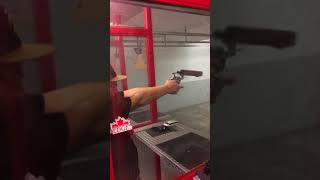 .500 S&amp;W MAGNUM EXPLODES IN HIS HANDS