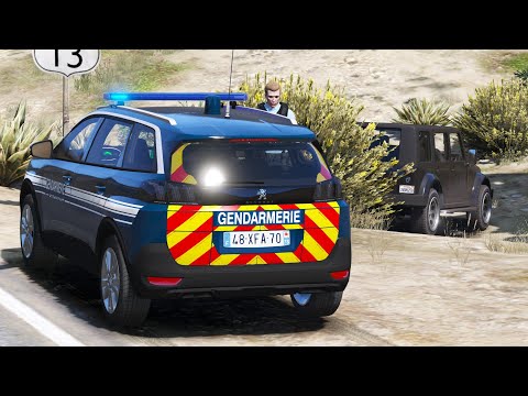 [GTA 5] I ARRIVE FIRST AT A ROAD ACCIDENT | LSPDFR #893