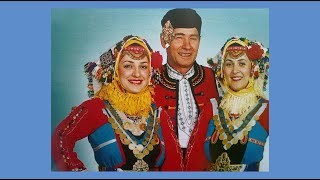 ΠΕΝΤΕ ΔΕΚΑ ΠΑΠΑΔΙΕΣ [Αποκριάτικο Θράκης] ~ Όμιλος Καρυοφύλλη Δοϊτσίδη