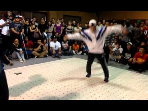 Titanz vs Classick & Randii | Will Forever B-ll