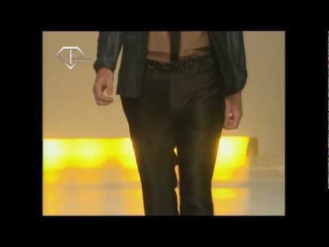 fashiontv | FTV.com - COSTUME NATIONAL-MAN S/S 2009-FASHION SHOW