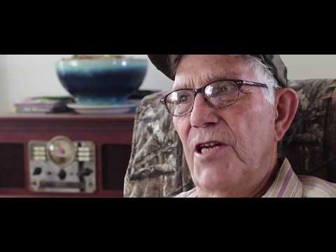 Bill Lemmons of B&B Apiaries