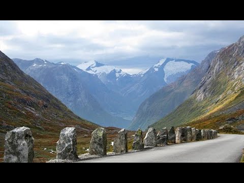 National tourist road 258, Norway beautiful mountain summer road (could)