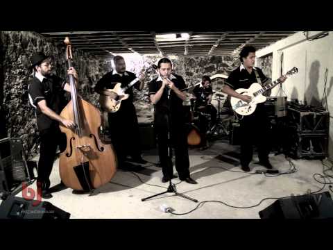 EL GARAGE PRESENTA A "COTTON´S"