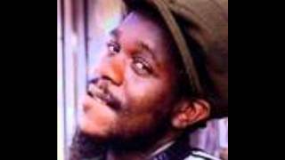 Dennis Brown - Africa (extended)