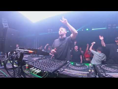 Archie Hamilton - Quito Ecuador