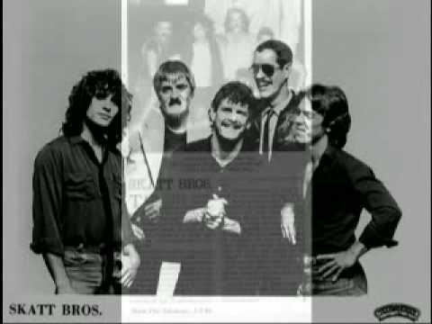 Skatt Bros - Walk The Night 1979