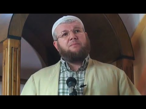 "I ra të fikët qikes së dijetarit natën e martesës."  —  Hoxhë Irfan Salihu