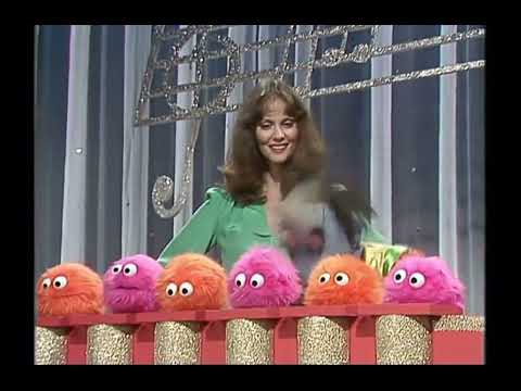The Muppet Show - 315: Lesley Ann Warren - “The Blue Danube” (1979)