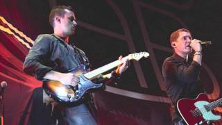 Cris Cab- Long Weekend Live in Paris