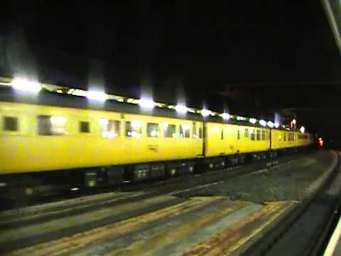 DRS class 37/6s nos 37602 +37606 pass Stockport on 1Q18 Derby RTC -  Derby RTC