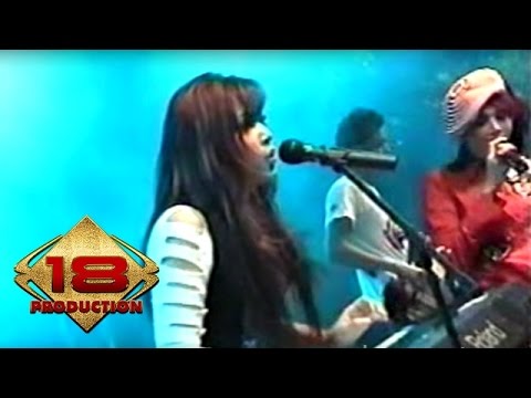 Ratu - Jangan Bilang Siapa Siapa   (Live Konser Surabaya 6 November 2005)