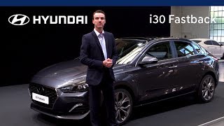 Video 2 of Product Hyundai i30 III Fastback (PD) Sedan (2017-2020)