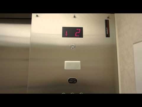 Warwick, RI: Schindler 300A Elevator @ Sears, Rhode Island Mall