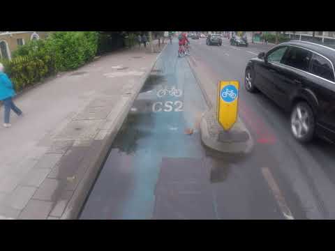 RV11KZK - Audiot Pull Out - No Police Action