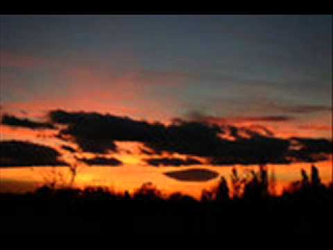 African Noel sung by the St. Olaf Choir.wmv