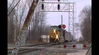 preview picture of video 'CSX Q380 Heads East @ North Baltimore, OH - 2/23/2013'